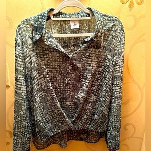 Cabi Calibur Top - never worn - medium
